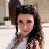 Alessandra - Insegnante di redazione - Massa