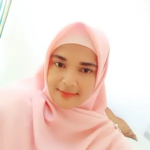 Hartini - Guru ilmu komputer dasar - Kecamatan Batam Kota