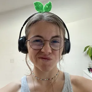 Sarah - Prof de maths - L'Union