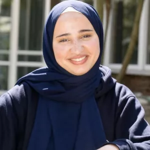 Farida - Biology tutor - New Malden