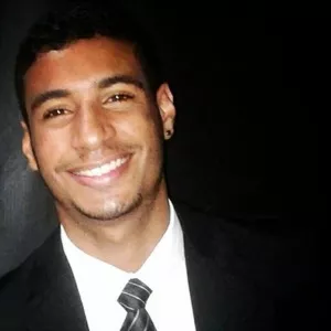 Thiago - Professor de canto - Olinda