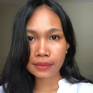 Monika - Guru bahasa inggris - Medan