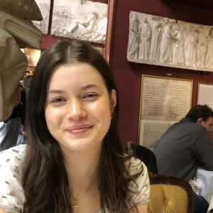 Suzanne - French tutor - London