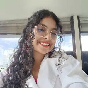 Mariana - prof de Matemáticas - Bogotá