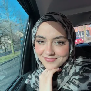 Layal - Prof d'arabe - Liège