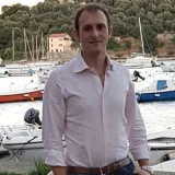 Andrea - Insegnante di economia - Carrara