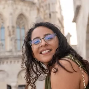 Adriana - Profe de arquitectura - Cancún