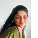Maneesha - Commerce tutor - Surrey