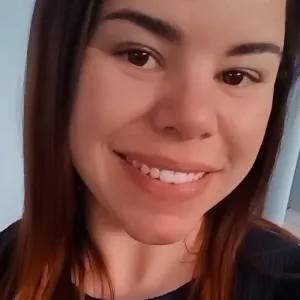 Elaine Pricila - Prof de inglês - Atalanta