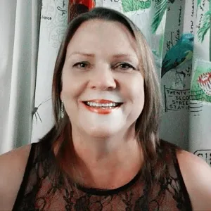 Isabel - Basic computer skills tutor - New Germany
