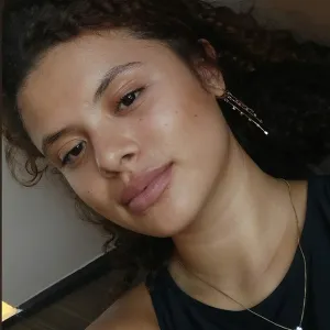 Giulia Araujo - Prof de civilização brasileira - Belo Horizonte