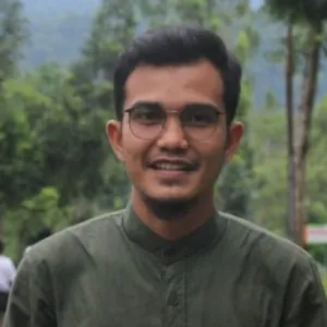 Rayyan - Guru mengaji - Padang