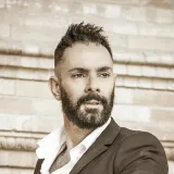 Toni - profesor de árabe - Sevilla