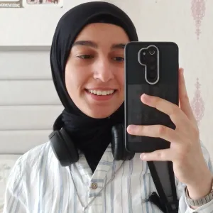 Betül - Matematik öğretmeni - 