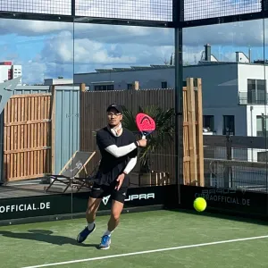 Huy - Lehrkraft für Padel-Tennis - Berlin