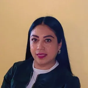 Edith - Profesor de matemáticas - San Antonio la Isla