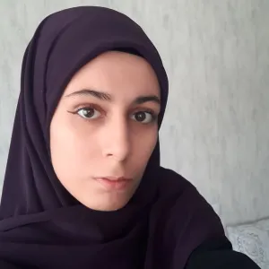 Fatma - Türkçe öğretmeni - 