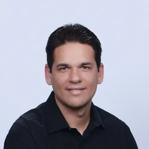 Rodrigo - Guitar tutor - Thousand Oaks