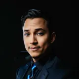 Esteban - profesor de medicina - San Vicente