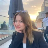 Yağmur - Fransızca öğretmeni - İstanbul