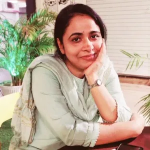 Ruby - English teacher - Kundara