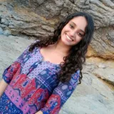 Yasmine - Profe de matemáticas - Juneda