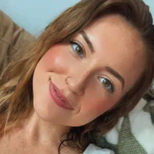 Kayla - Make-up tutor - Toronto