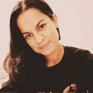 Marianela - Profesor lengua castellana y literatura - Paraná
