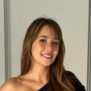Bianca - Prof de inglês - Asa Norte