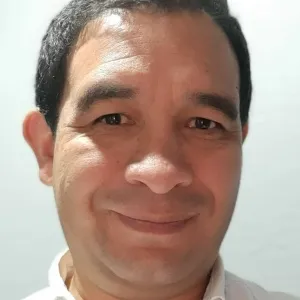 Giovanni - profesor de historia - Bogotá