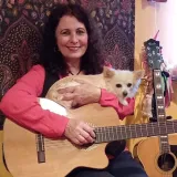 Petra - Lehrkraft für Gitarre - Landshut