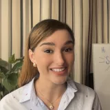Ariel - Biology tutor - London