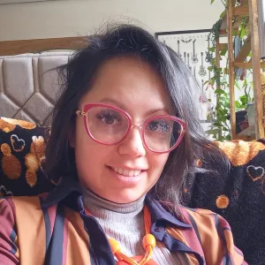Amanda - Prof de farmacologia - Passo Fundo