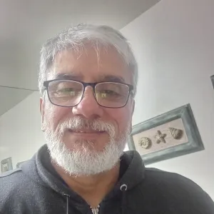 Leonel - profesor de lengua española - Santiago