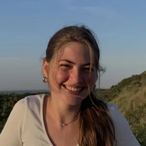 Lucie - Englischlehrerin - Köln