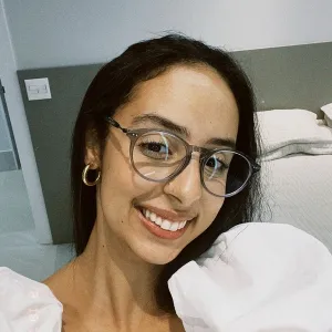 Yasmin - Prof de inglês - Ipatinga
