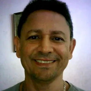 CARLOS ERBRA SALES CARVALHO - Professor de português para estrangeiros - 