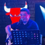 YUSUF - Gitar öğretmeni - Gediz