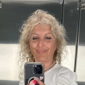 Alejandra - Spanish tutor - Royal Palm Beach