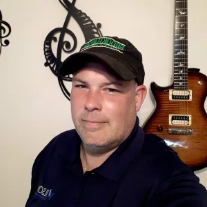 PJ - Guitar tutor - Midlothian
