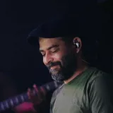 José - Prof de teclado - Parque Xangri-Lá