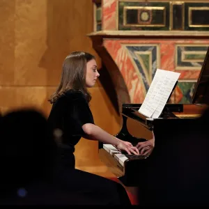 María - Profesor piano - Orihuela