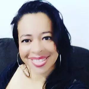 Elisângela - Professor de reforço escolar - Aparecida de Goiânia