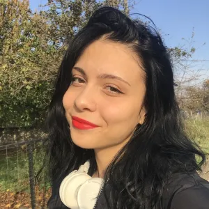 Melis Ayşenur - Fen bilimleri öğretmeni - 