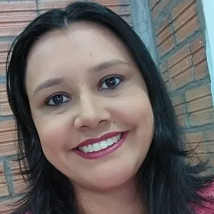 Aline - Professor de português para estrangeiros - Assaí