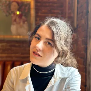 Анна - викладач сольфеджіо - Львів