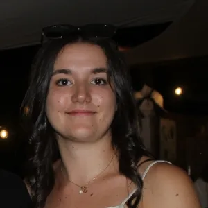 Laura - Prof de maths - Montpellier