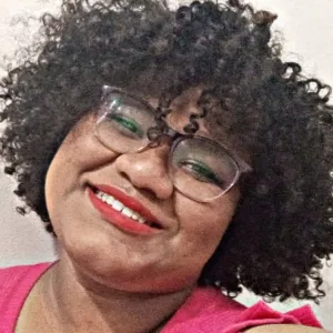 Camila - Professor de química - São Carlos