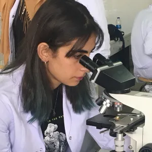 Ozlem - Biyoloji öğretmeni - Kayseri