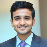 Daksh - Économie tutor - Wolverhampton